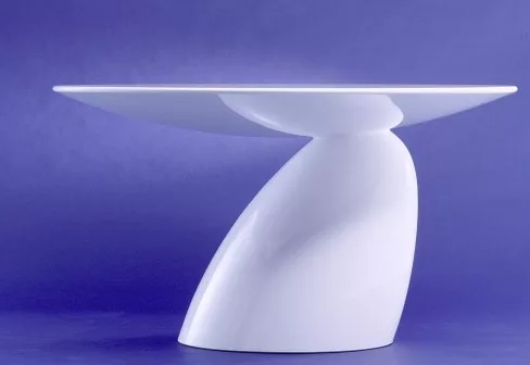 Parabel table by Eero Aarnio