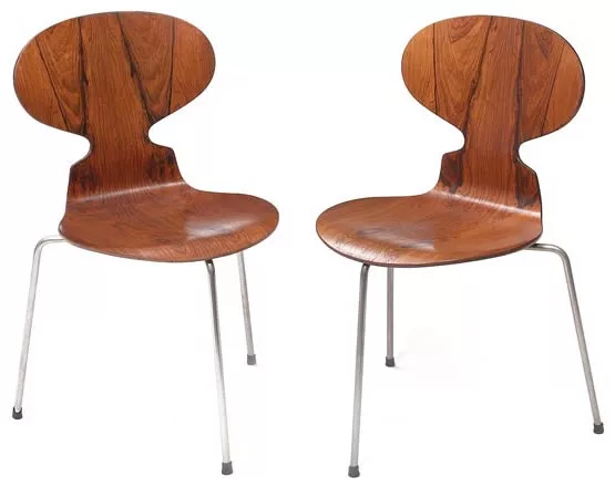 Ant chair by Arne Jacobsen